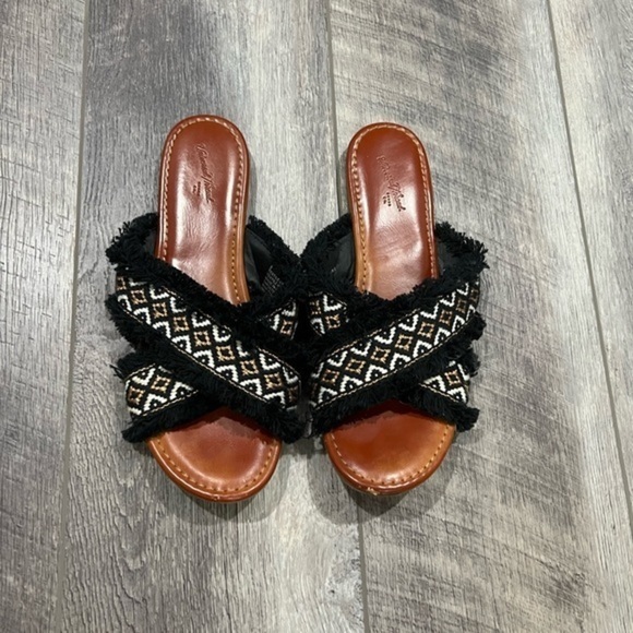 Universal Thread Black Embroidered Sandals - Picture 4 of 11